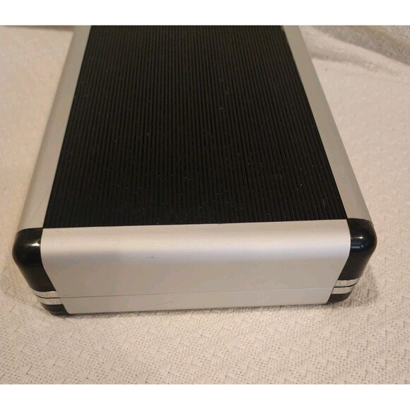 Travel Rugged Case Cigar Humidor Silver Black With Locking Latch - Picture 11 of 11